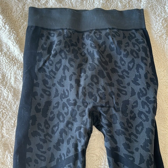 [Sweaty Betty] Ski Base Layer Leggings - Picture 7 of 8